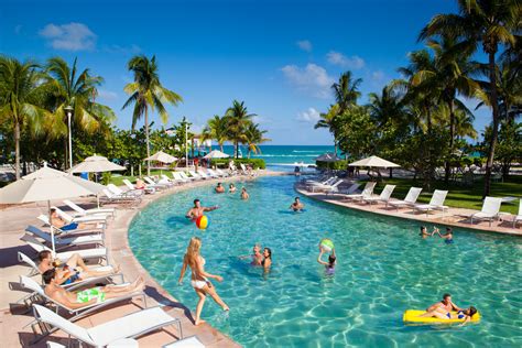 Grand lucayan resort bahamas - Sunday Breakfast (Pavilion): 7am – 11am Monday – Saturday Breakfast: 7am – 11am Sunday Brunch: 12pm – 4pm Daily Dinner 6pm – 10pm | Last dinner seating is at 9:30pm. Lobby Bar. Lighthouse Pointe is the perfect gathering place. Enjoy the expansive bar vibe, or select table seating inside or on the patio. 